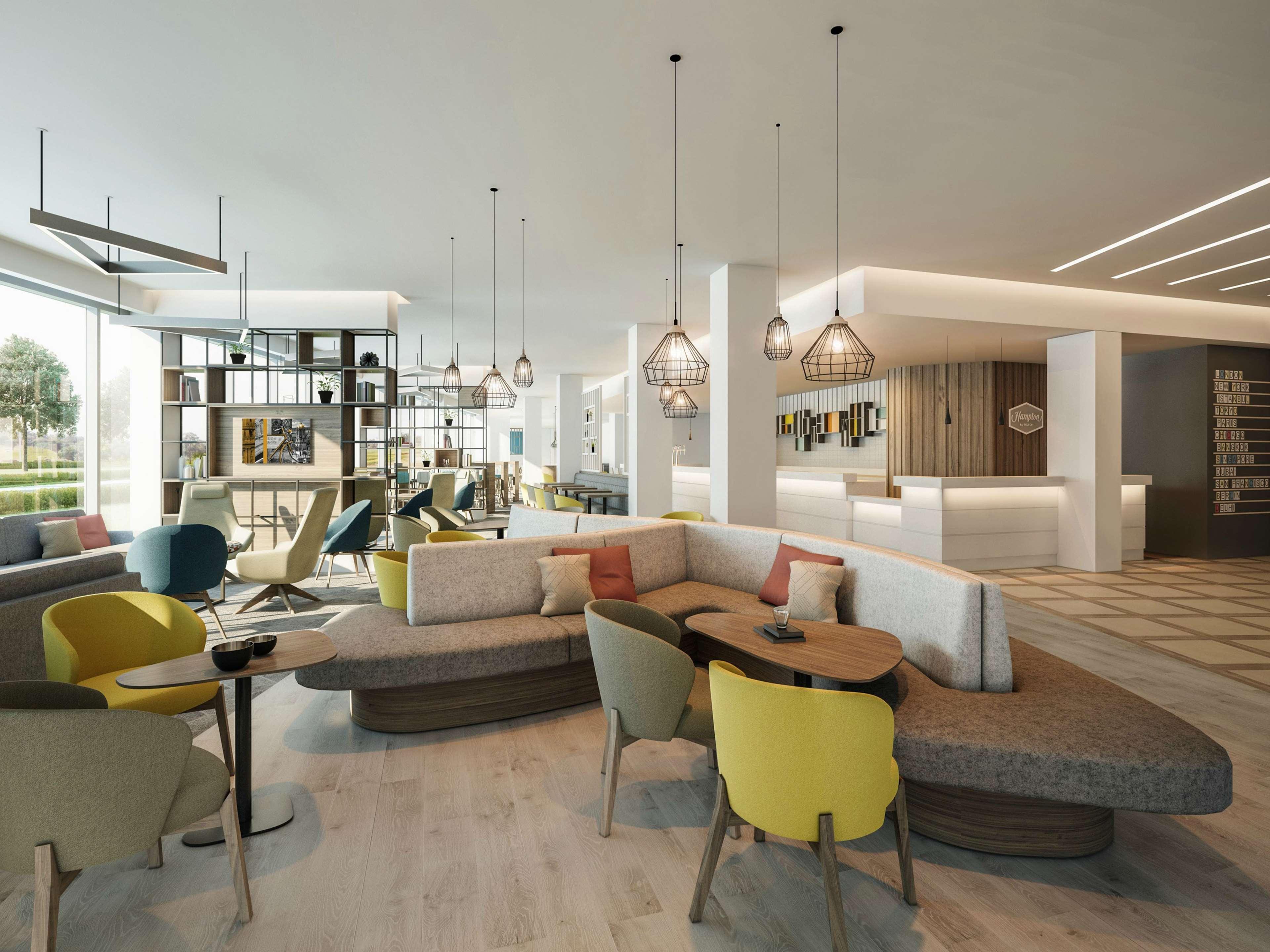Hampton By Hilton Edinburgh Airport 3* Инглистон