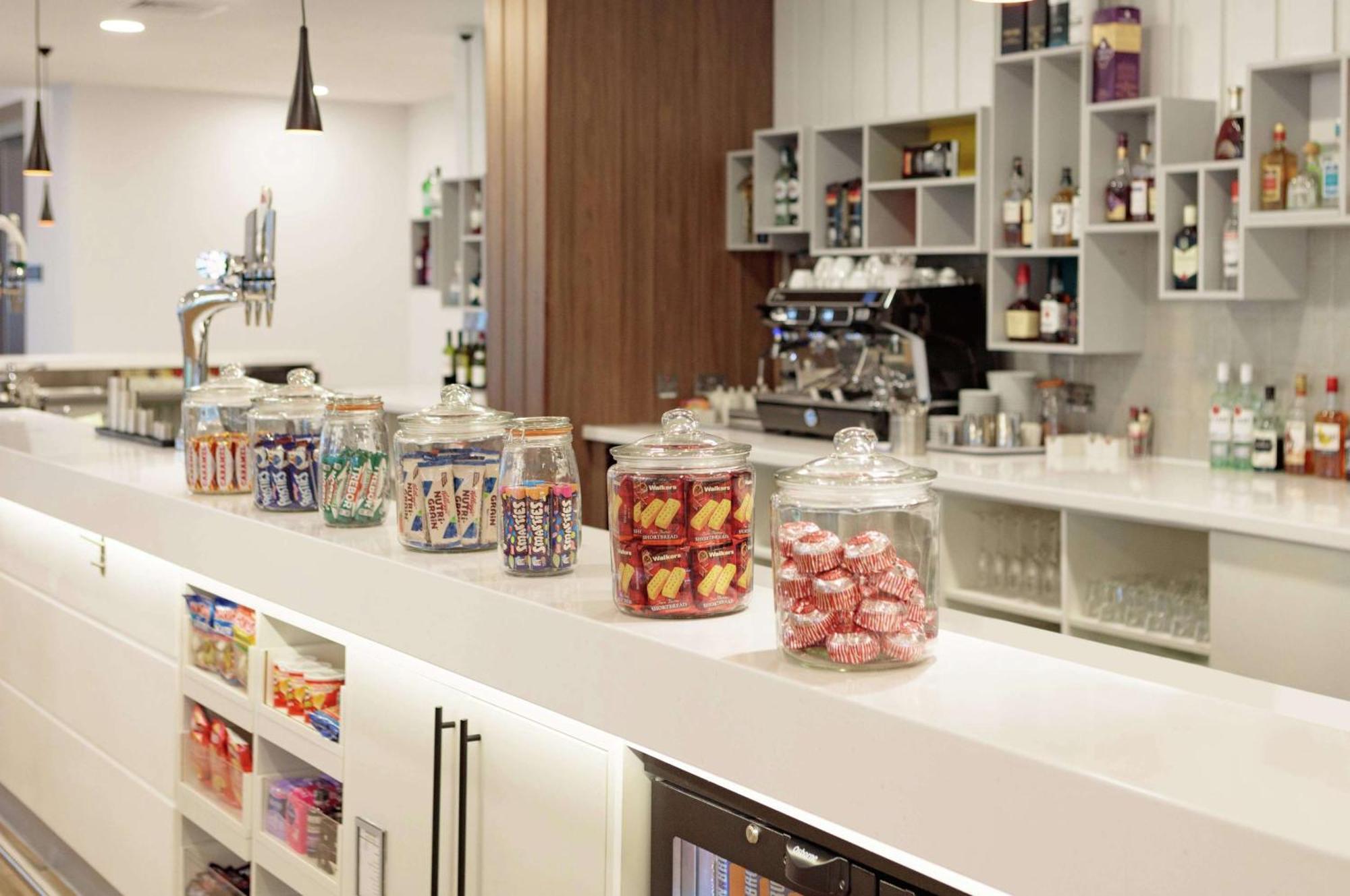 Hampton By Hilton Edinburgh Airport 3* Ingliston