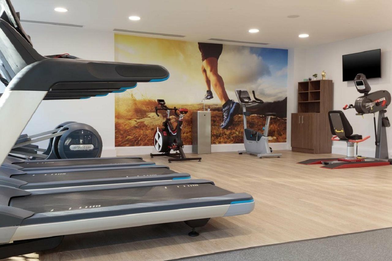 Hampton By Hilton Edinburgh Airport Отель 3*