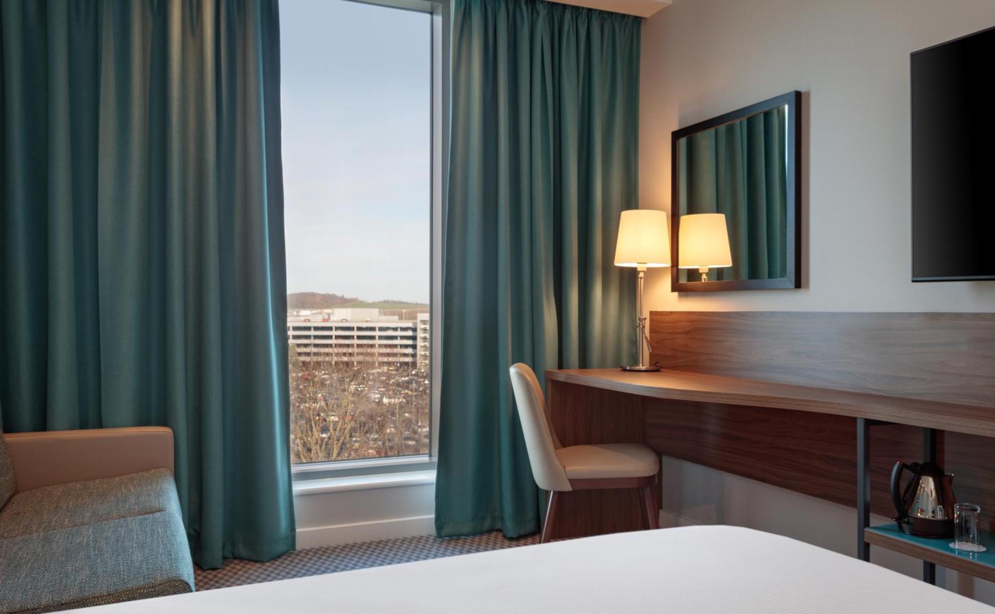 Hampton By Hilton Edinburgh Airport Hotel Ingliston